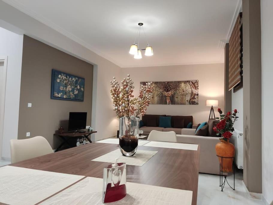 Ebony And Ivory Suites โดรเซีย ภายนอก รูปภาพ