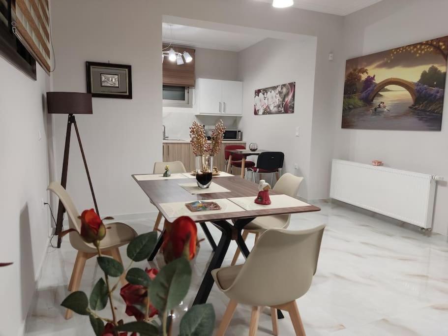 Ebony And Ivory Suites โดรเซีย ภายนอก รูปภาพ